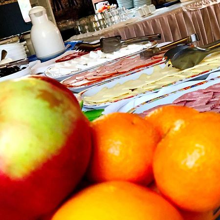 Markita Hotel Velingrad Esterno foto