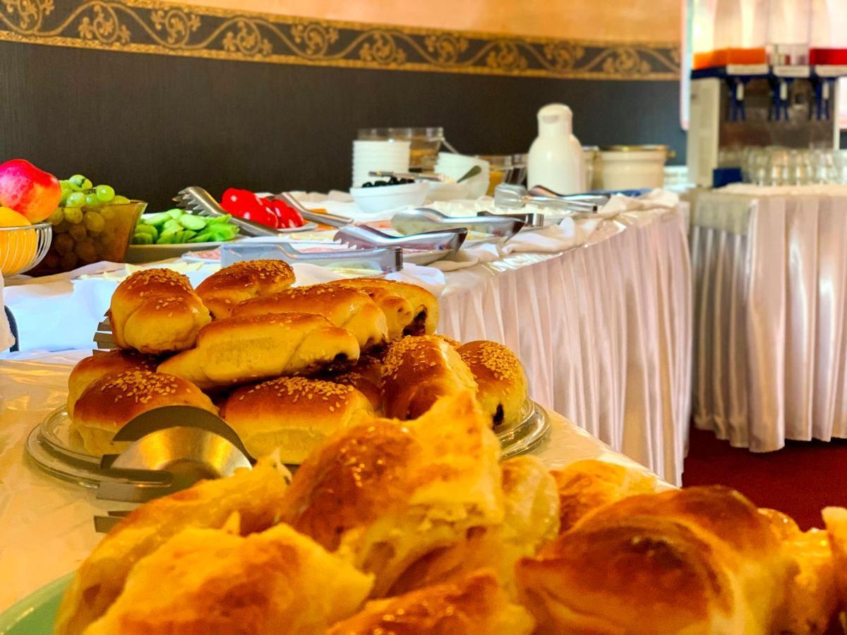 Markita Hotel Velingrad Esterno foto
